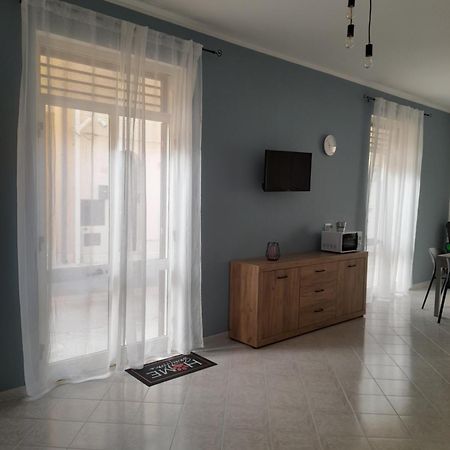 Casa Vacanza Tobruk カステッランマーレ・デル・ゴルフォ エクステリア 写真
